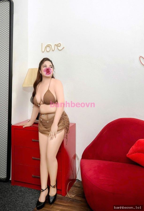 Hồng Ngọc – gái gọi Long Biên